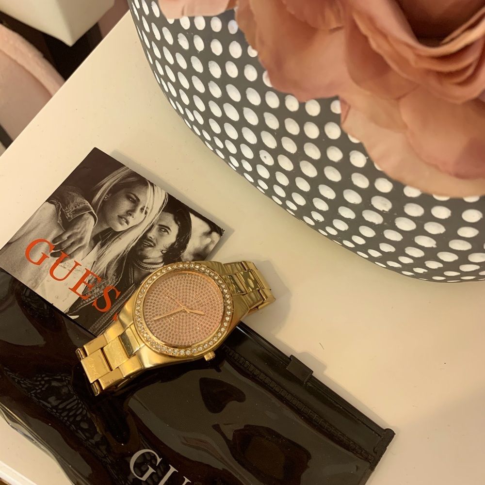 Guess Women Watch 🌸 #RoseGold